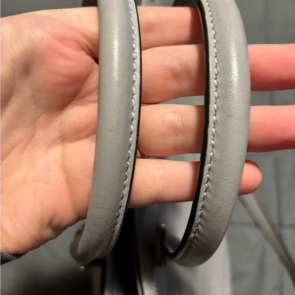 MICHAEL KORS Gray Chevron Selma Crossbody Handbag - Picture 6 of 10